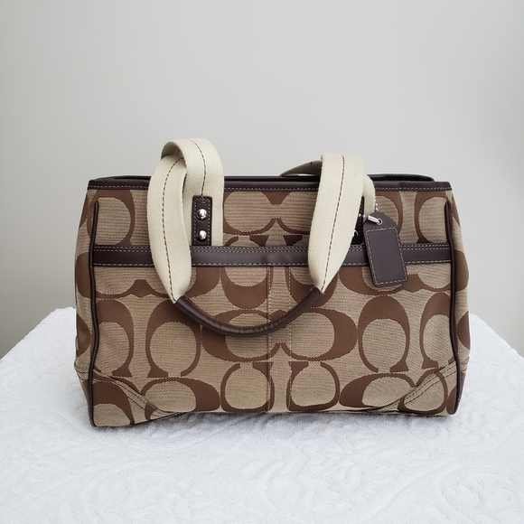 Coach Daisy C Purse - Picture 1 of 5